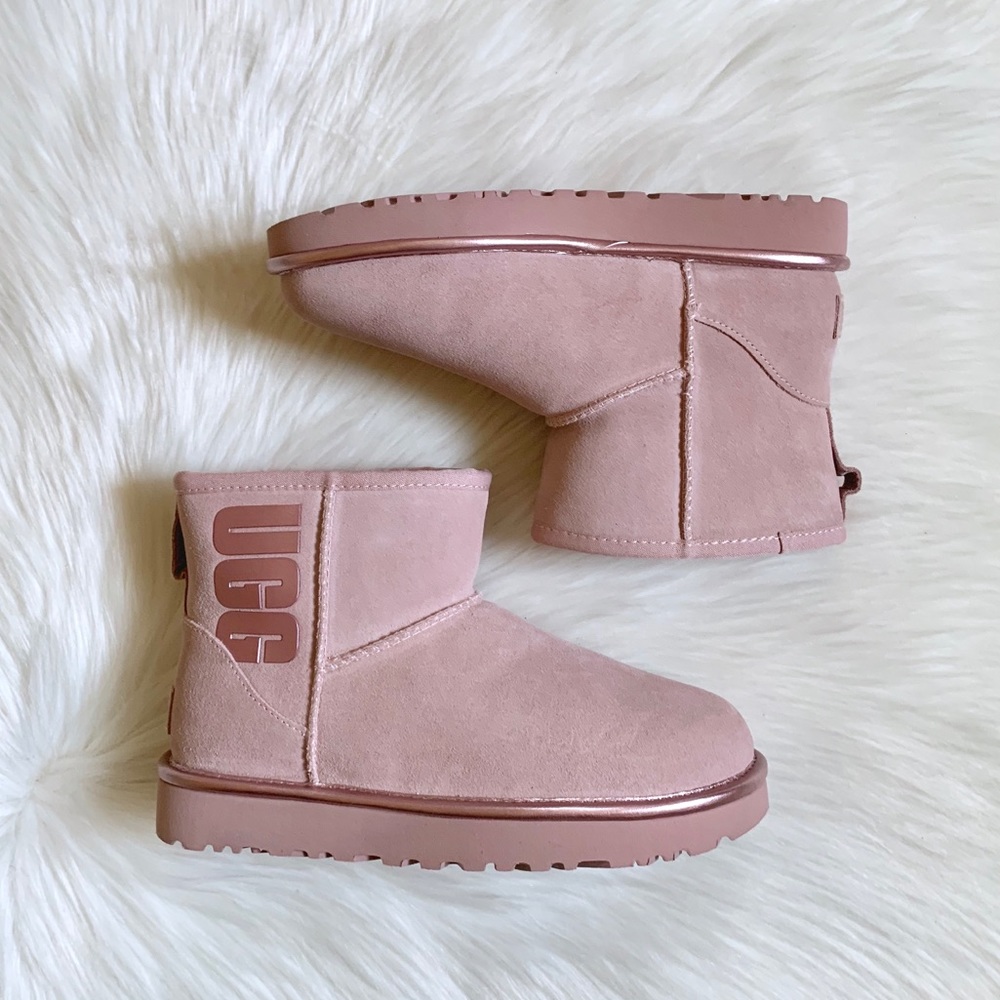 UGG Classic Mini UGG Rubber Logo Boots - Picture 3 of 8